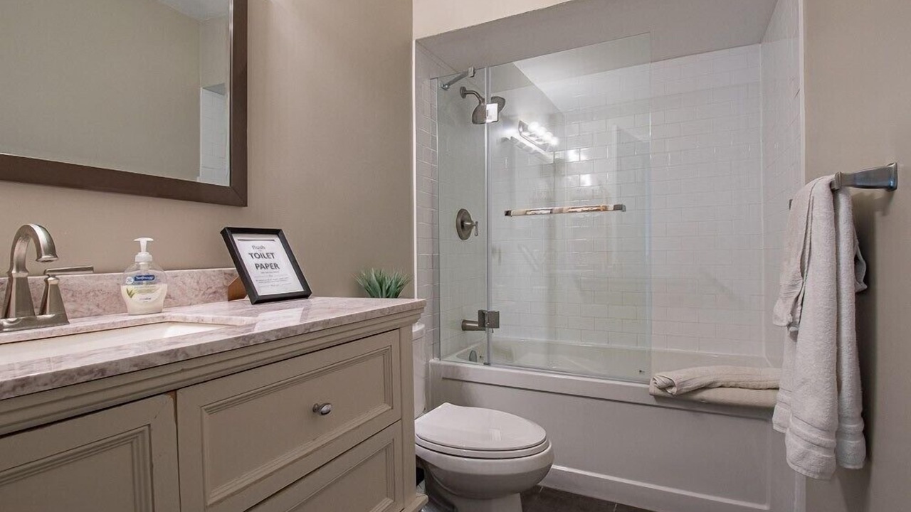 Photo of Bathroom in McKellar