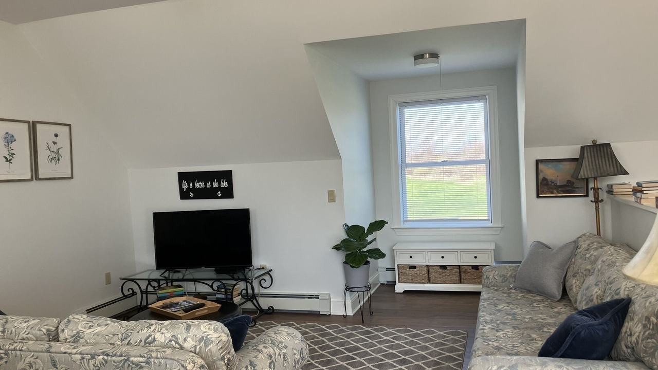 Photo of Livingroom in Cape Vincent