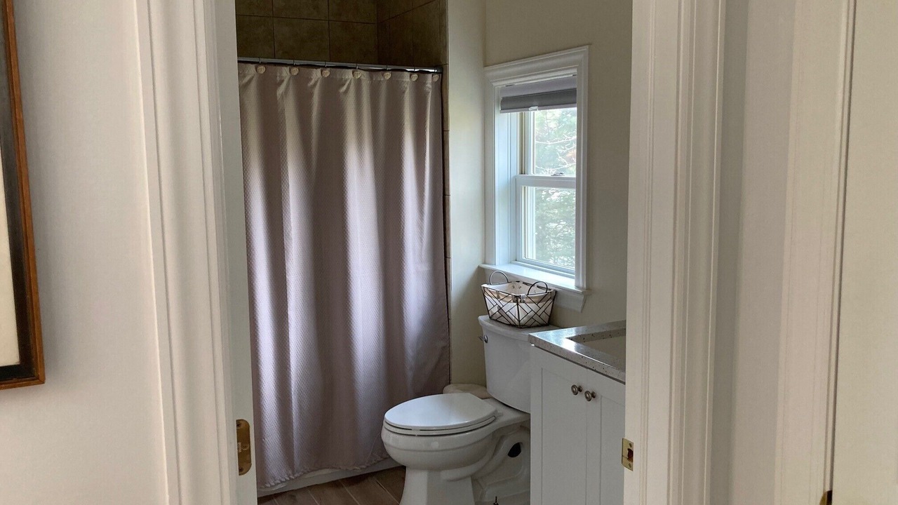 Photo of Bathroom in Cape Vincent