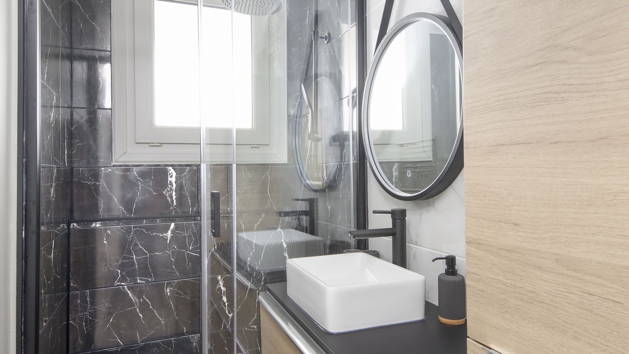 Photo of Bathroom in Bascule - Oratoire