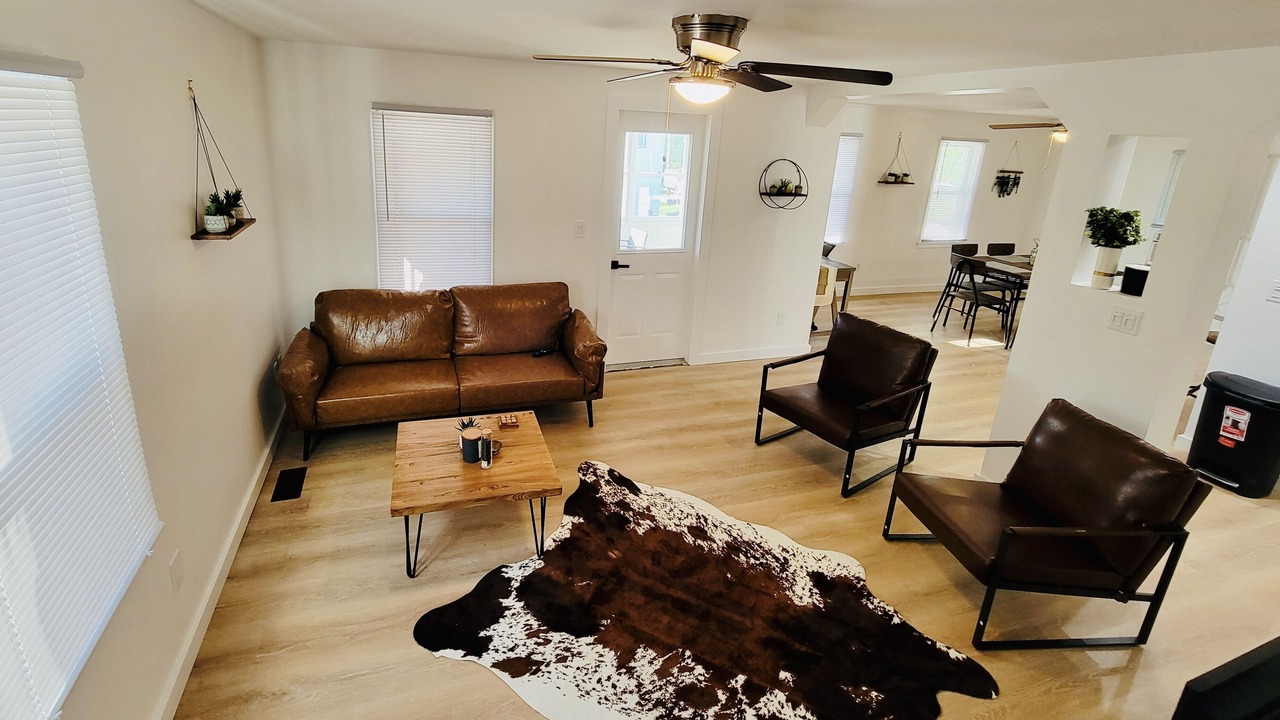 Photo of Livingroom in Alexandria Bay