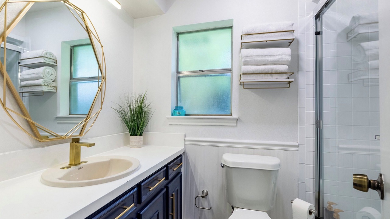 Photo of Bathroom in Lake Highlands