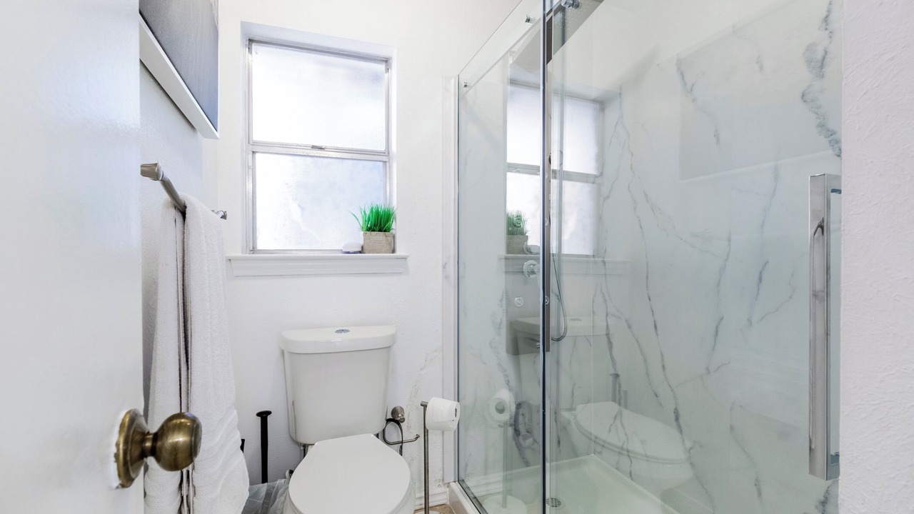Photo of Bathroom in Lake Highlands
