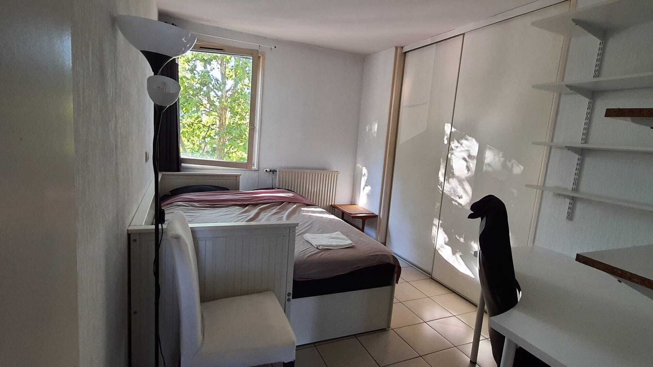 Photo of Bedroom in Antigone