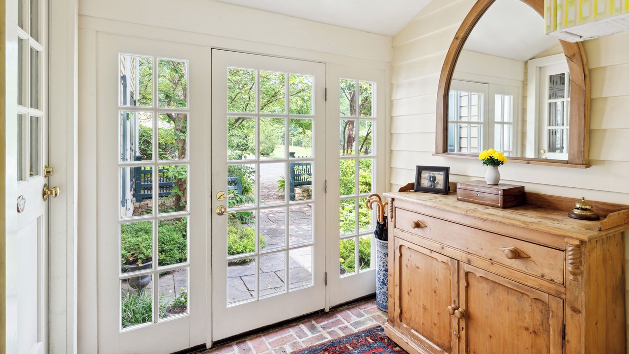 Photo of Others in Pottersville