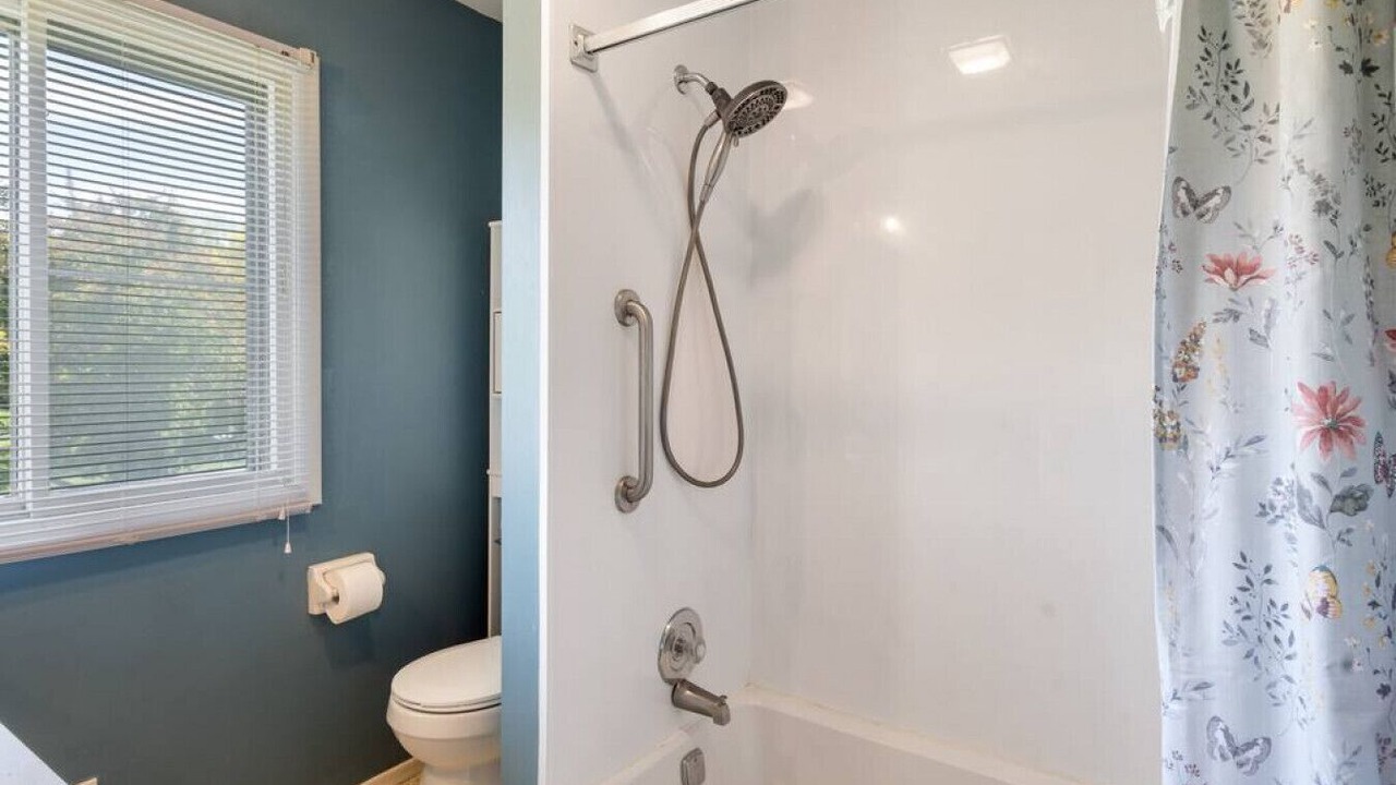 Photo of Bathroom in Henrietta