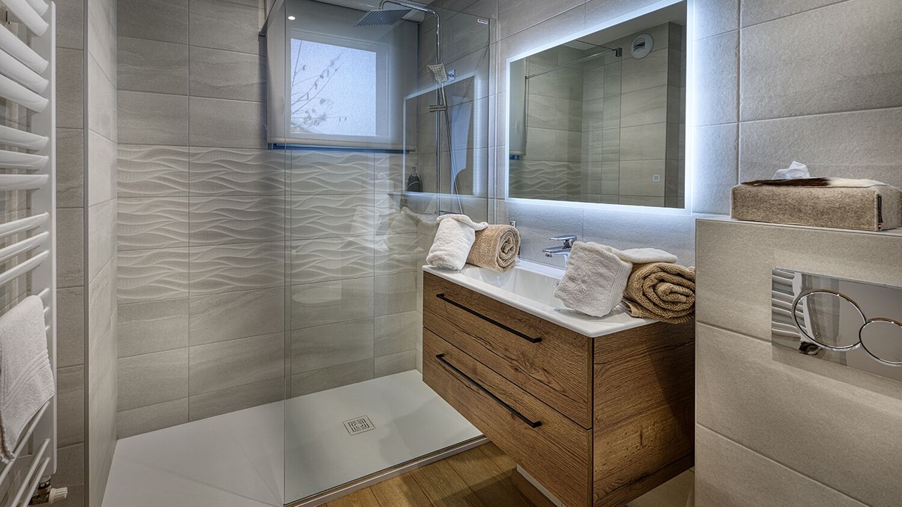 Photo of Bathroom in Les Carroz-d'Araches