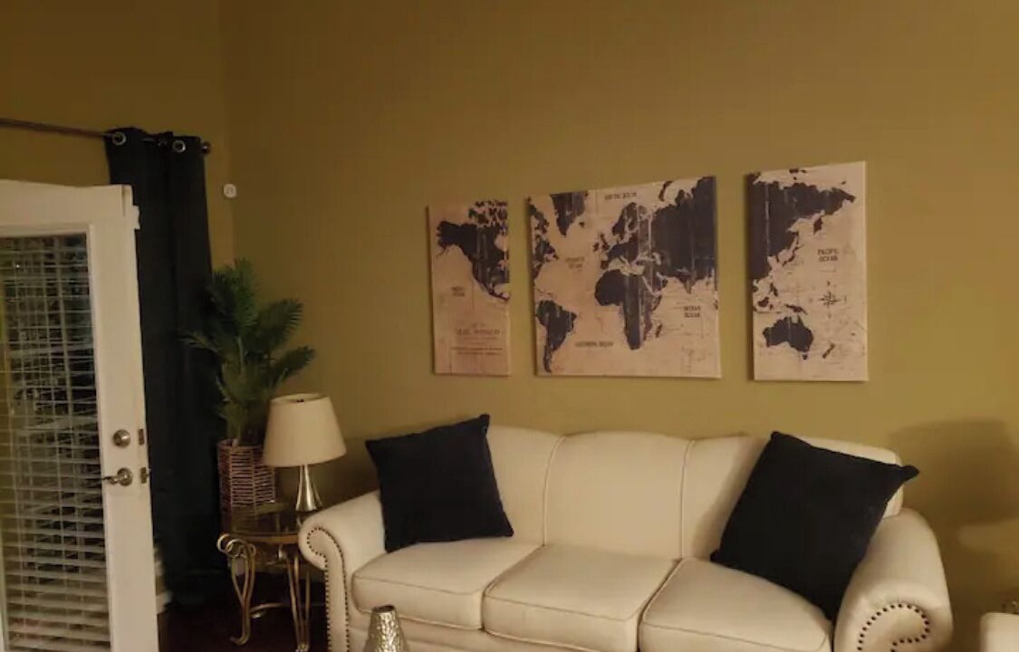 Photo of Livingroom in El Lago