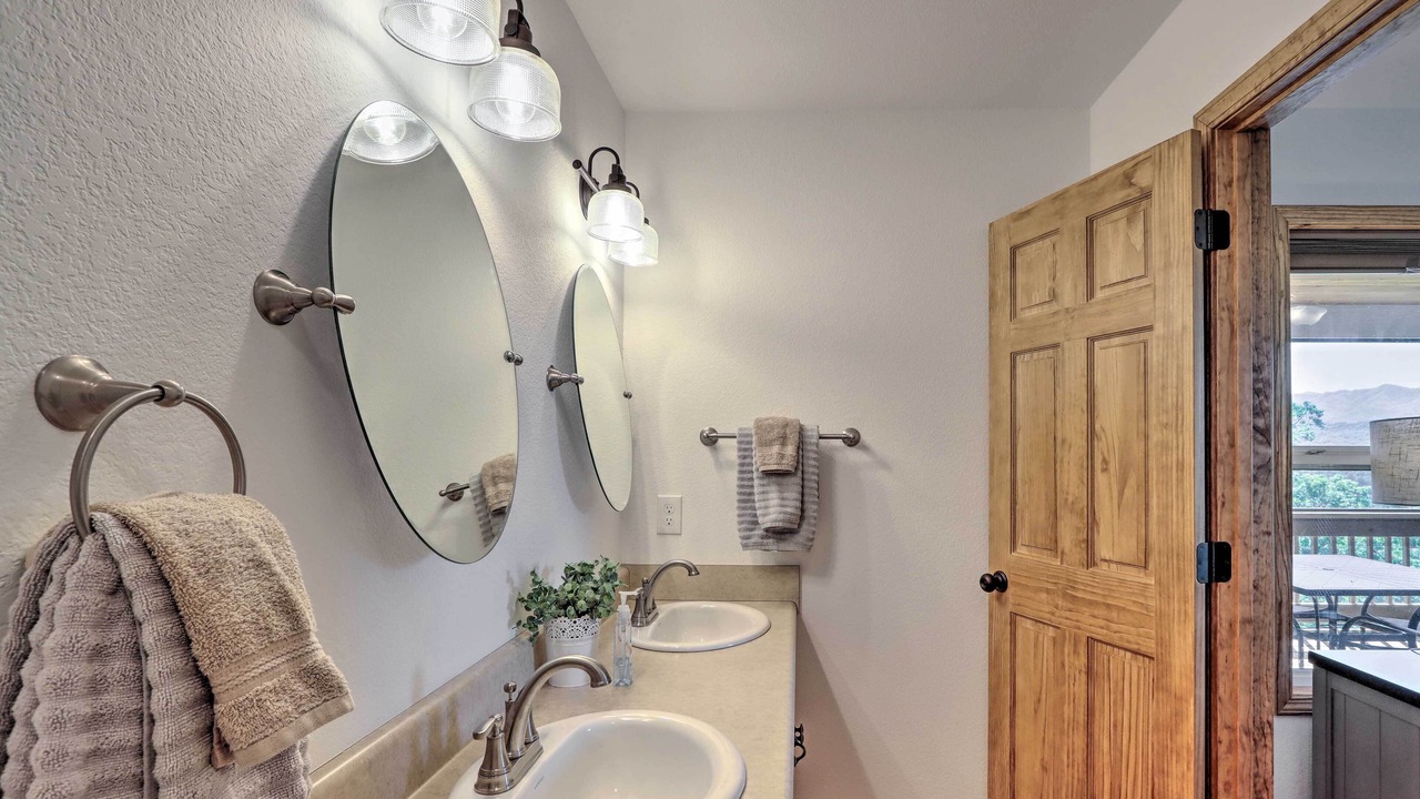 Photo of Bathroom in Marble