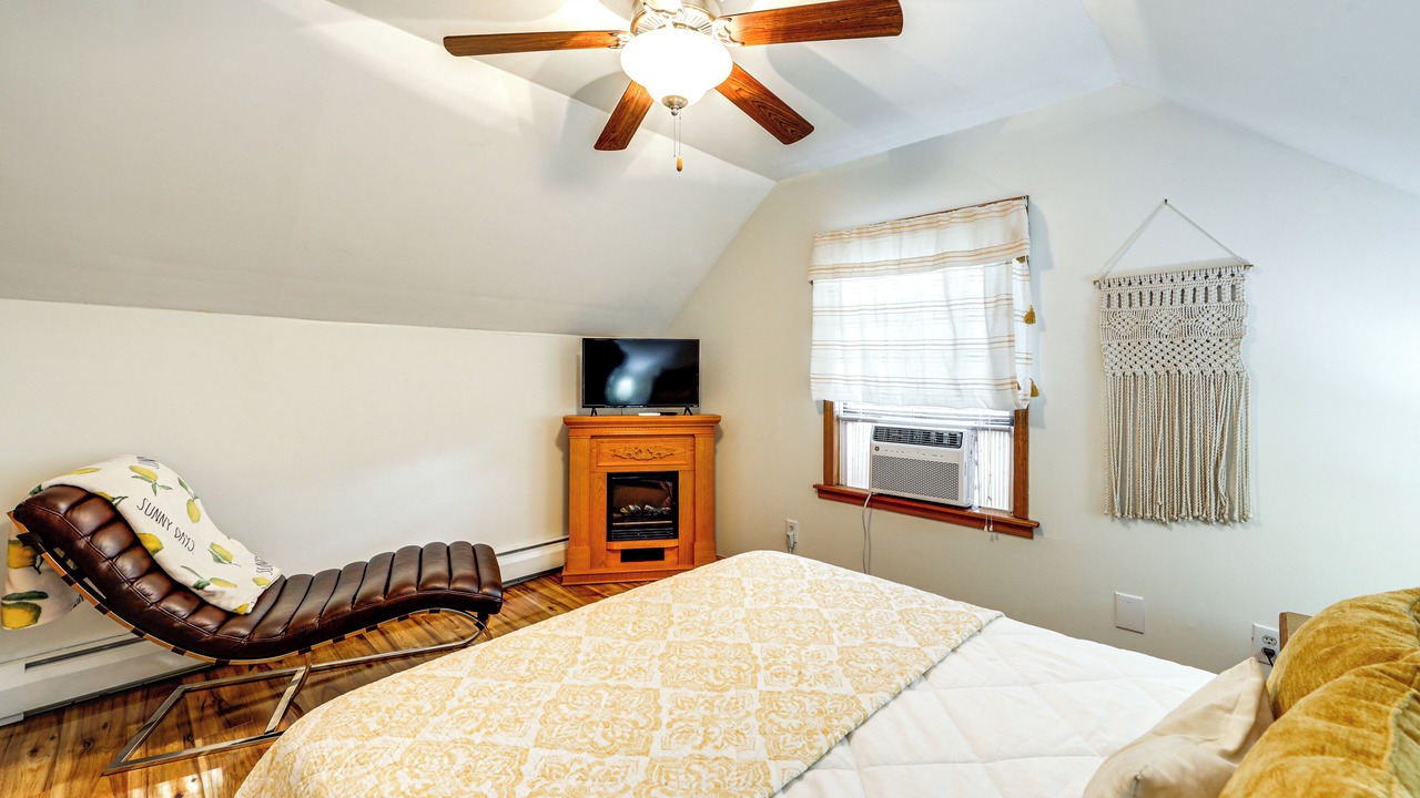 Photo of Bedroom in Auburn