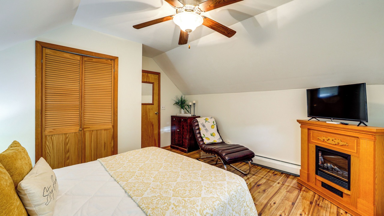 Photo of Bedroom in Auburn