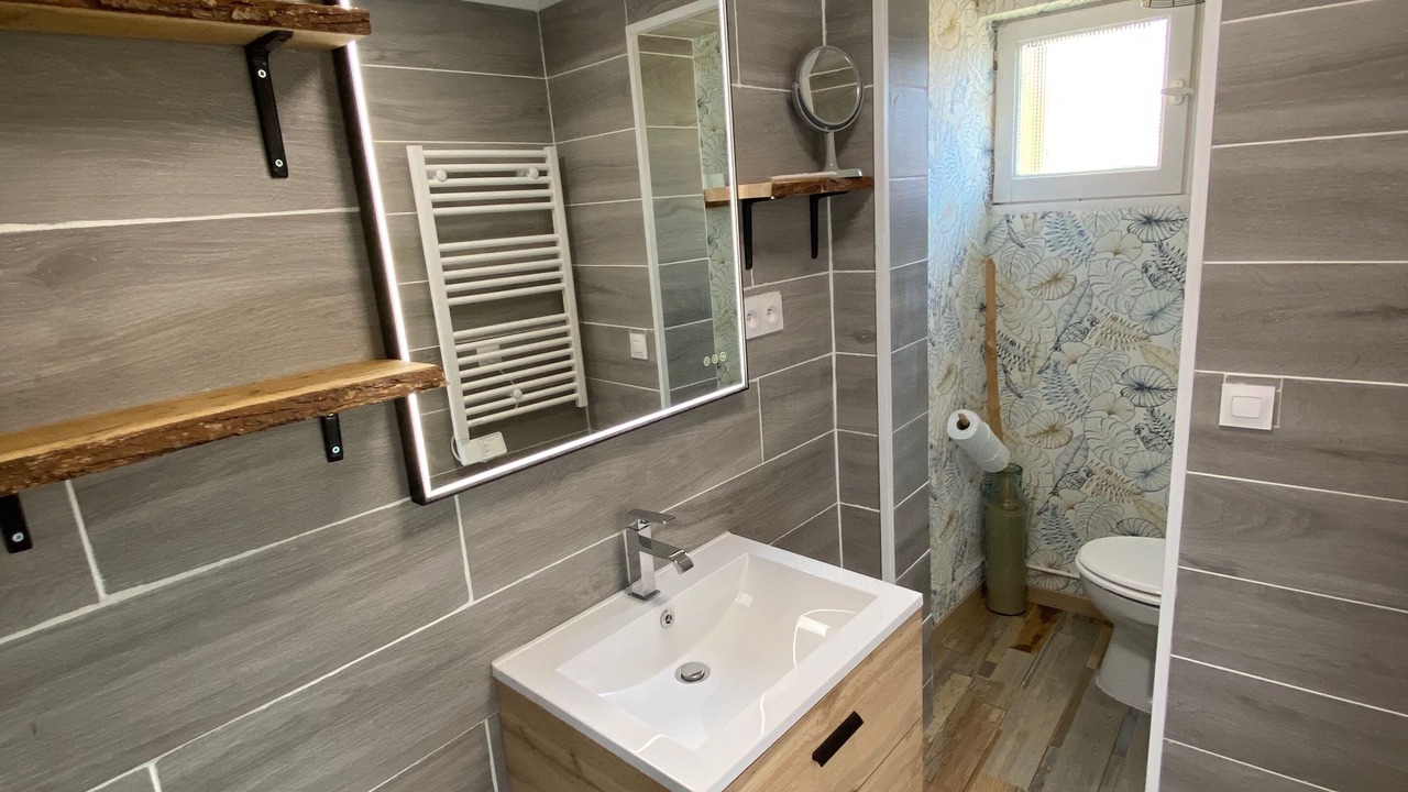 Photo of Bathroom in La Teste-de-Buch
