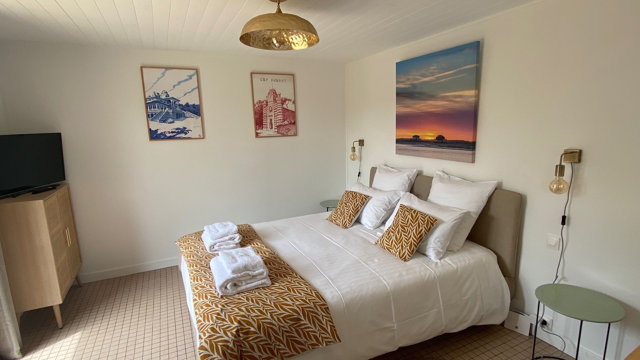Photo of Bedroom in La Teste-de-Buch