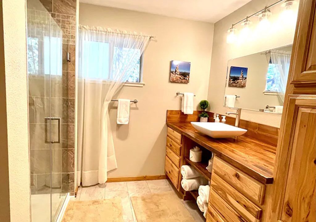Photo of Bathroom in Glencoe