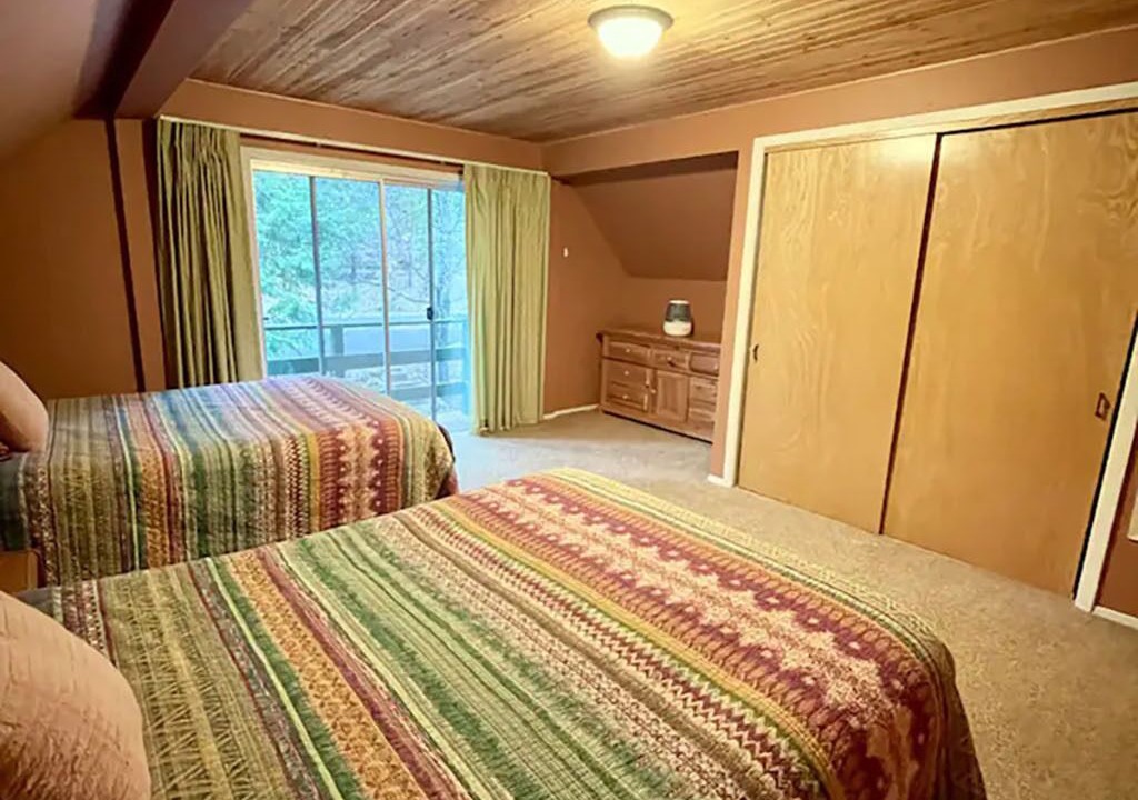 Photo of Bedroom in Glencoe