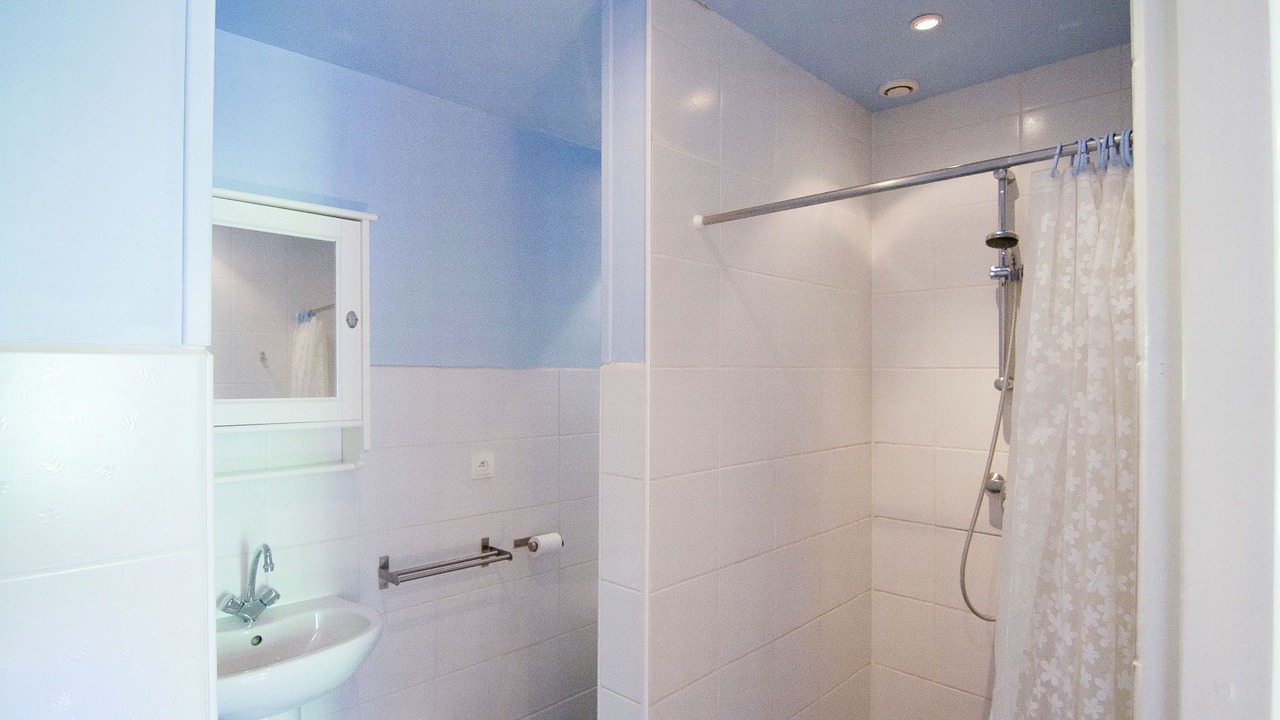 Photo of Bathroom in Saint-Leonard-de-Noblat