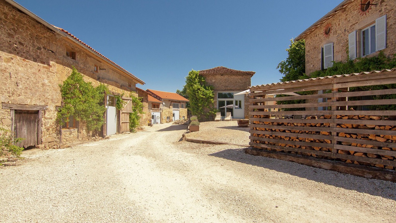 Photo of Others in Saint-Leonard-de-Noblat