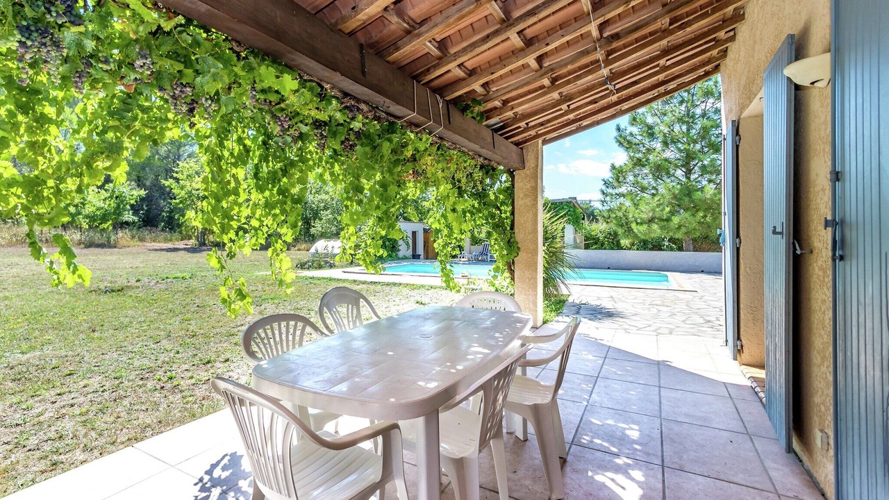 Photo of Patio Balcony in La Caravane