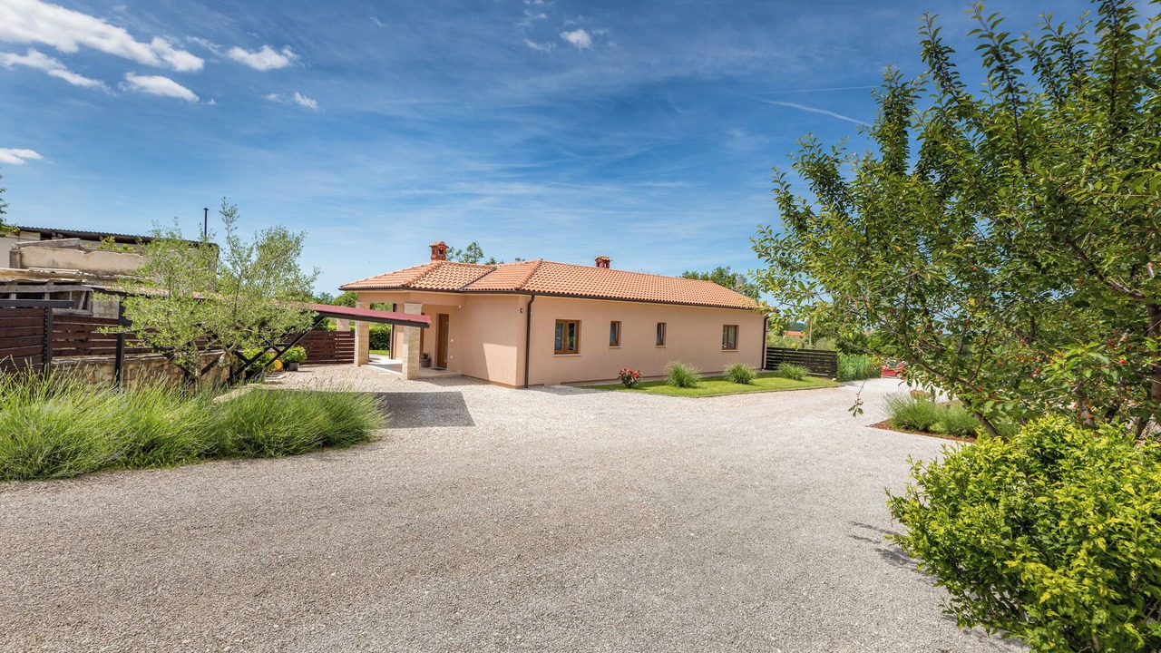 Photo of Outdoor in Prkacini