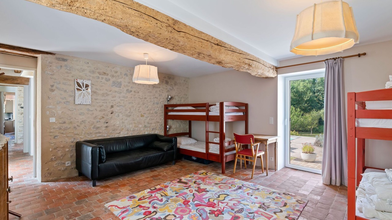 Photo of Others in Yevre-le-Chatel