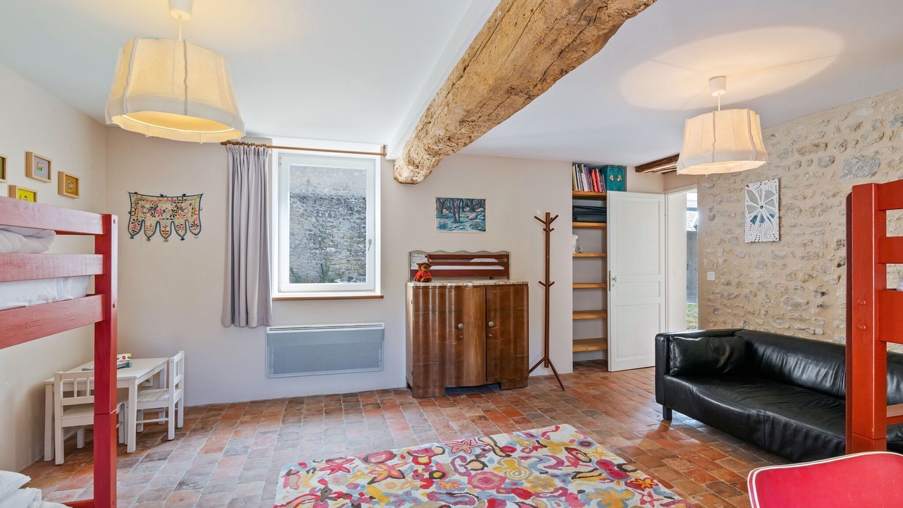 Photo of Others in Yevre-le-Chatel