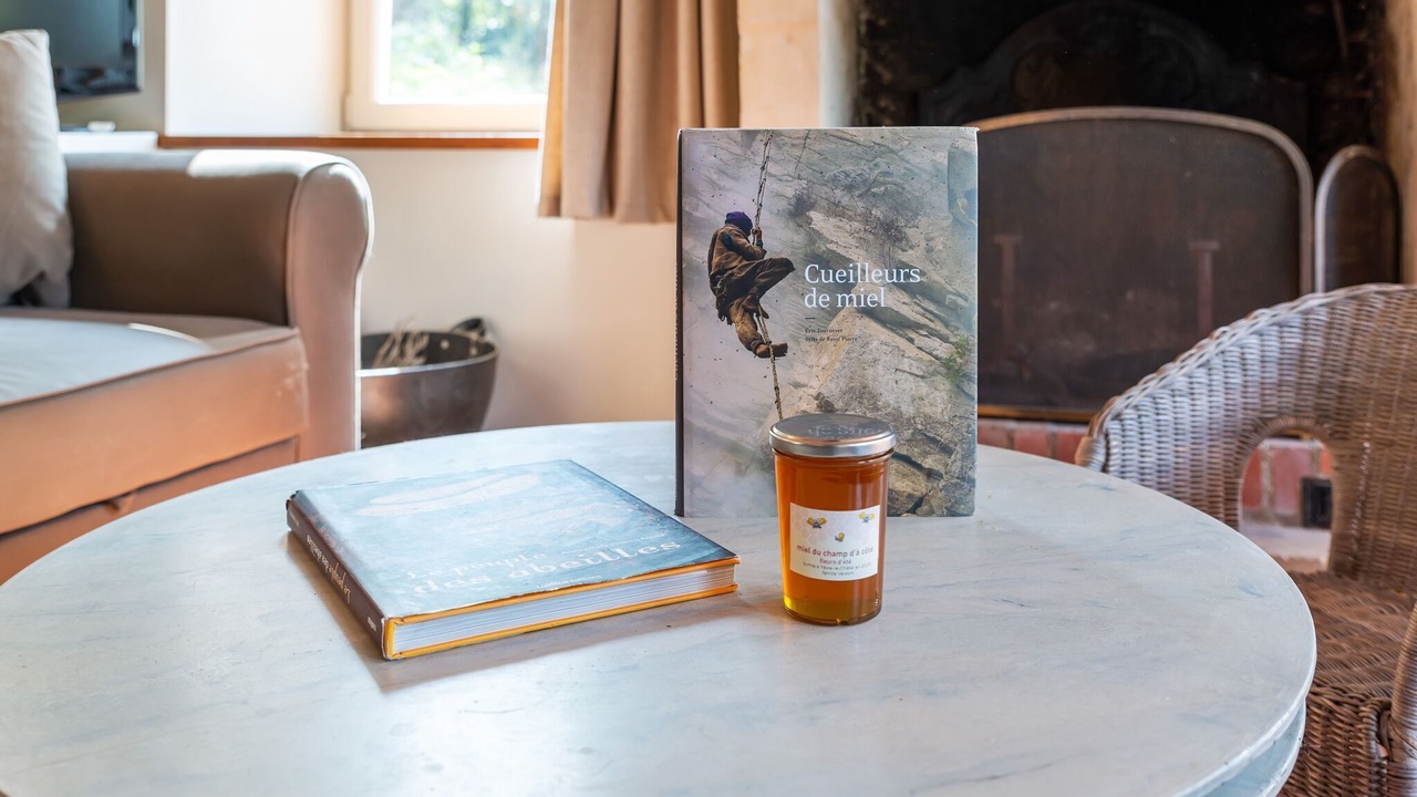 Photo of Others in Yevre-le-Chatel