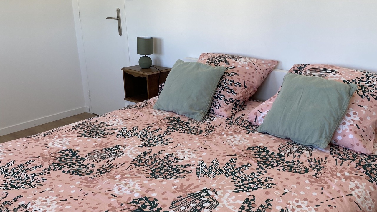 Photo of Bedroom in Plouescat