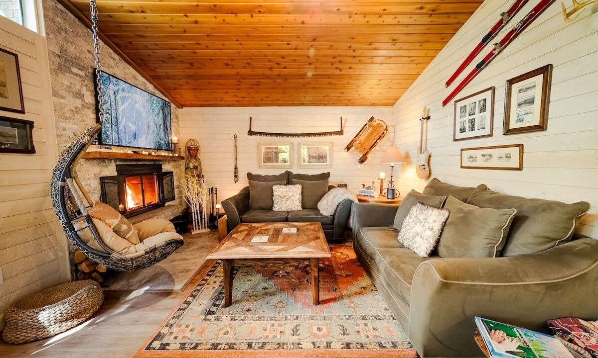 Photo of Livingroom in Tannersville