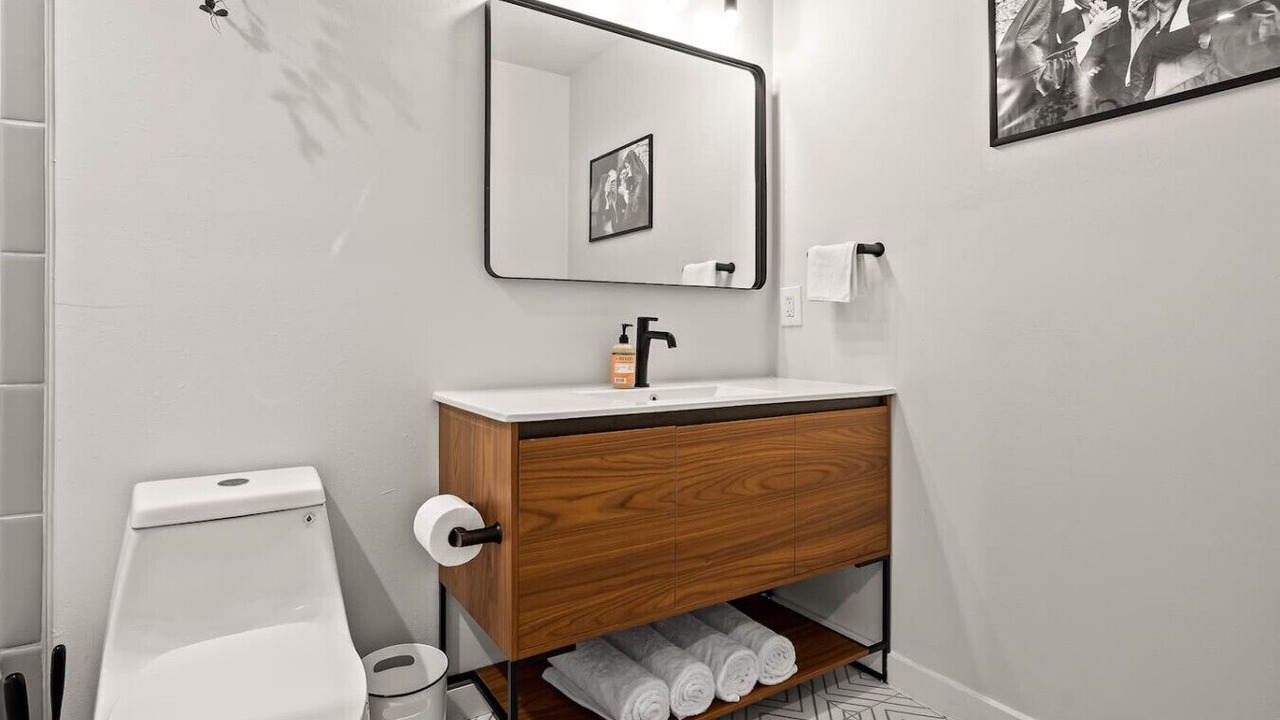 Photo of Bathroom in Barton Hills