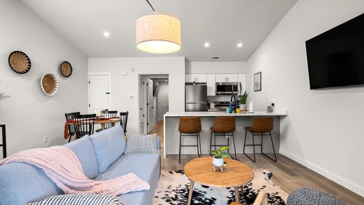 Photo of Livingroom in Barton Hills
