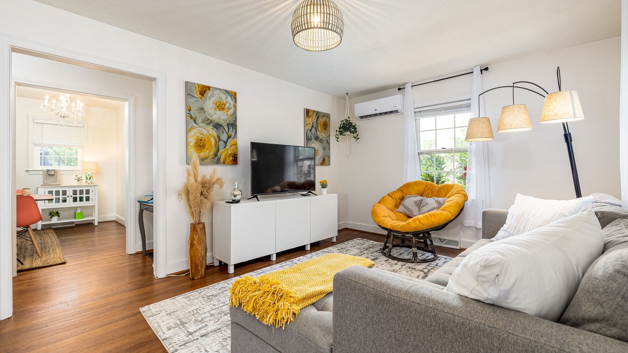 Photo of Livingroom in Waynesboro