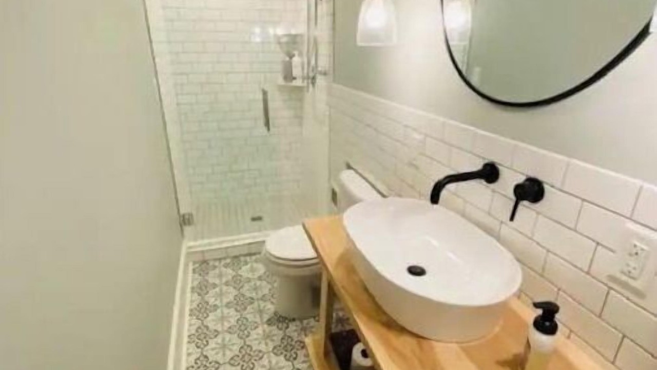 Photo of Bathroom in Winterset