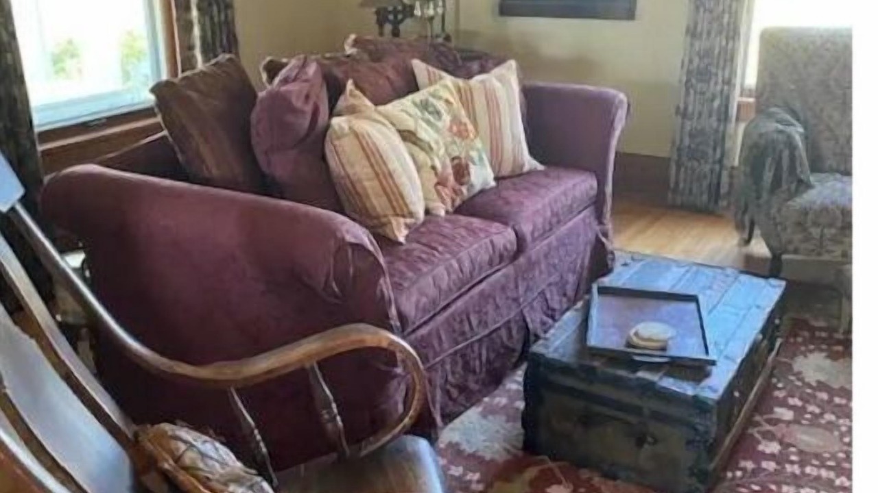 Photo of Livingroom in Winterset