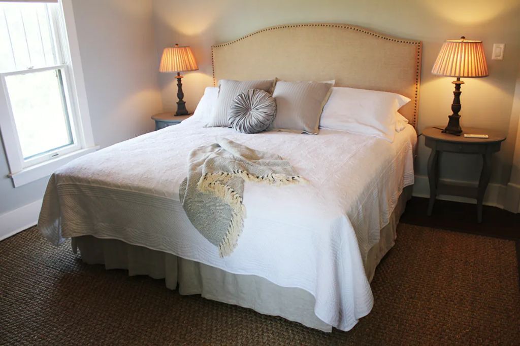 Photo of Bedroom in Winterset
