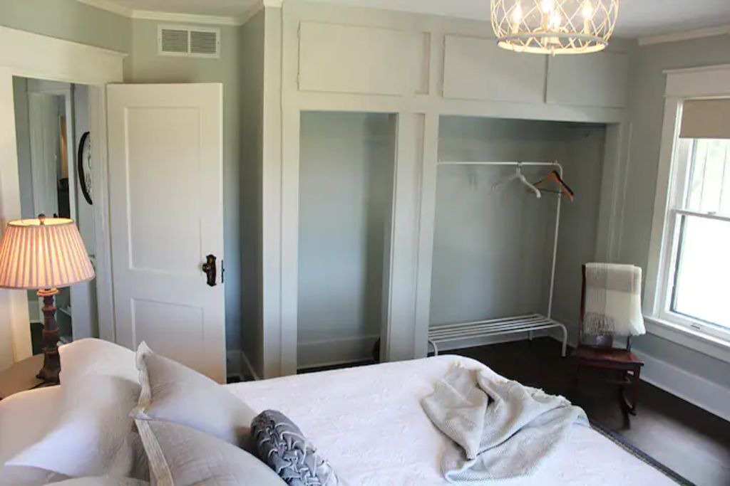 Photo of Bedroom in Winterset