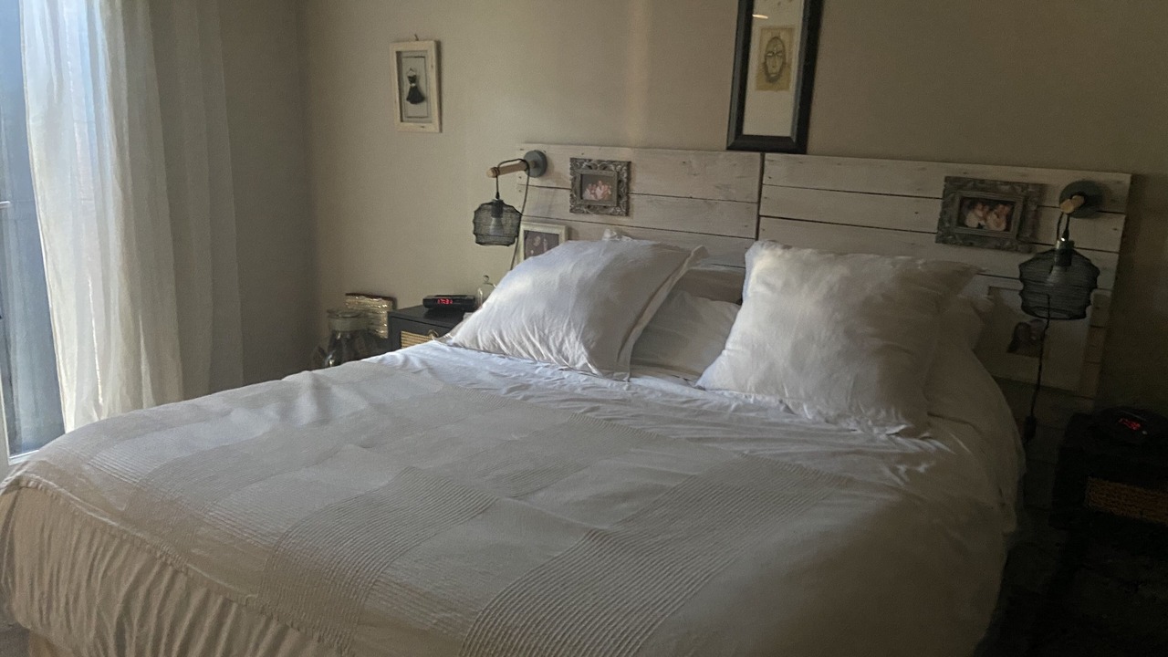 Photo of Bedroom in Noves