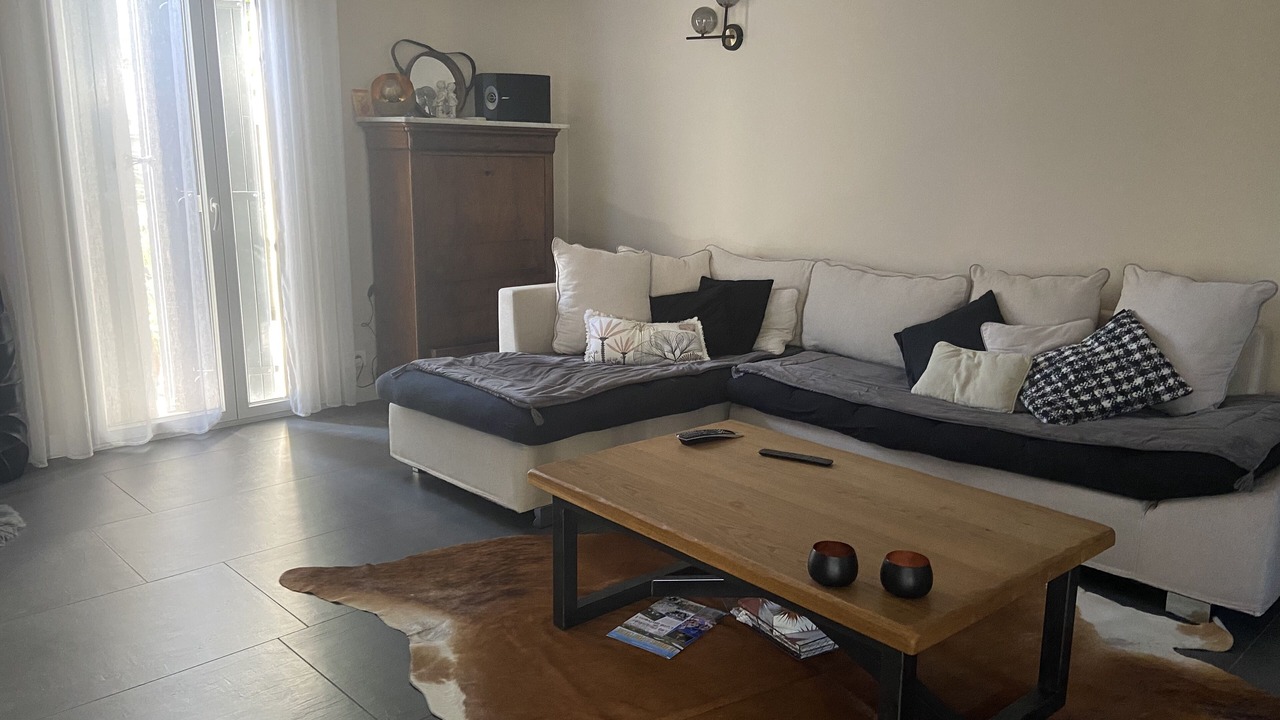 Photo of Livingroom in Noves