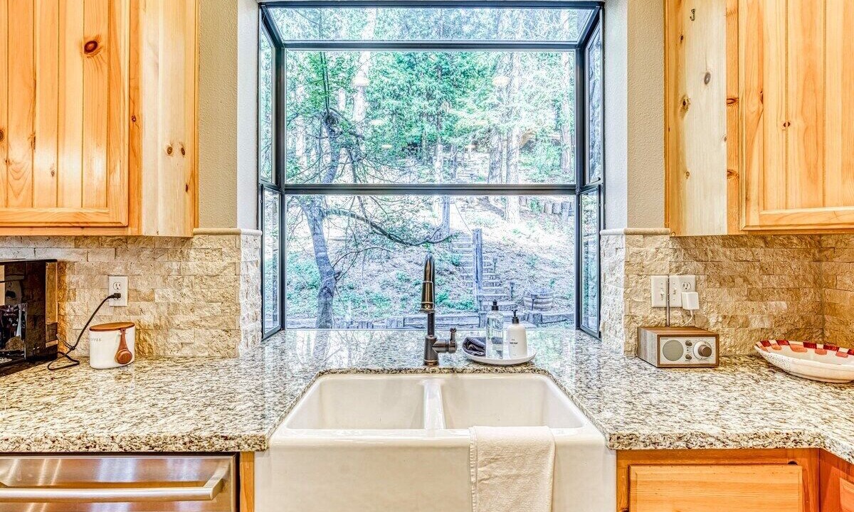 Photo of Bathroom in Dogwood Mountain