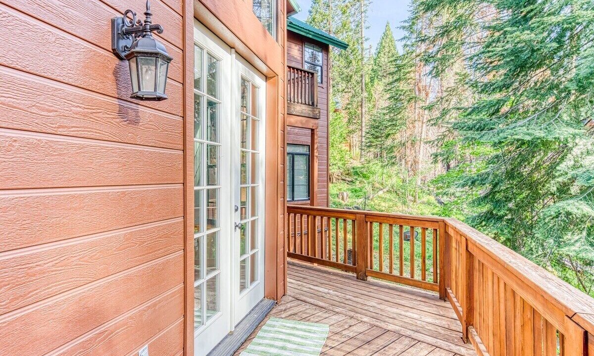 Photo of Outdoor in Dogwood Mountain