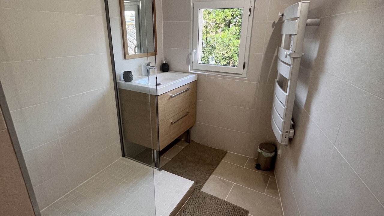 Photo of Bathroom in Poitiers