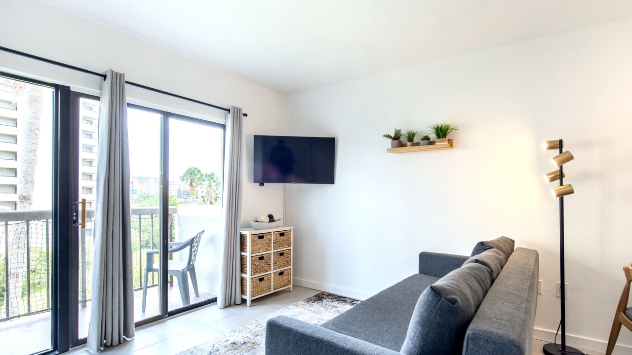 Photo of Livingroom in Southwest Orlando
