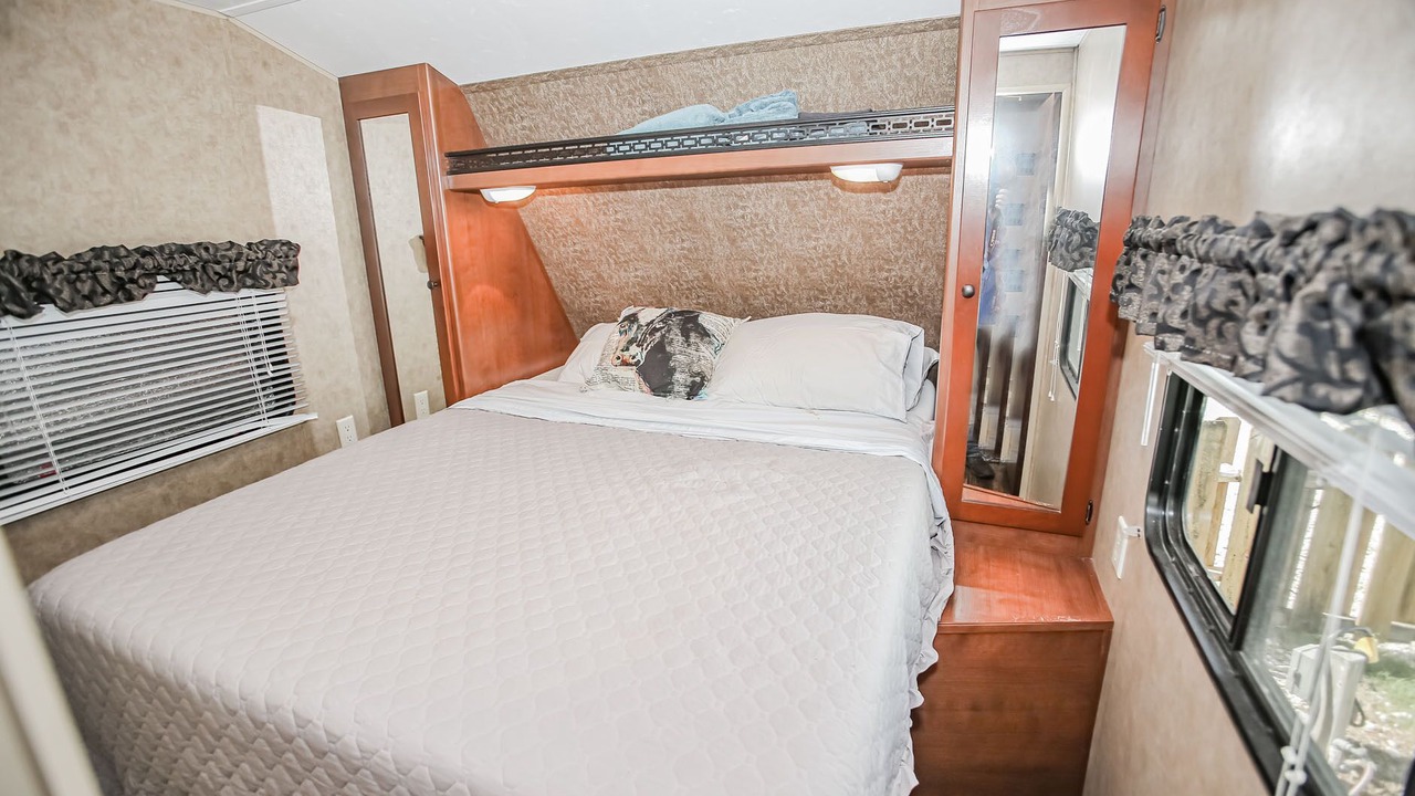 Photo of Bedroom in Cedar Lane