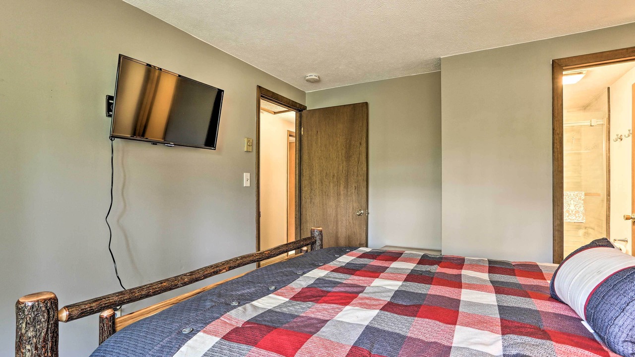 Photo of Bedroom in Locust Lake Village