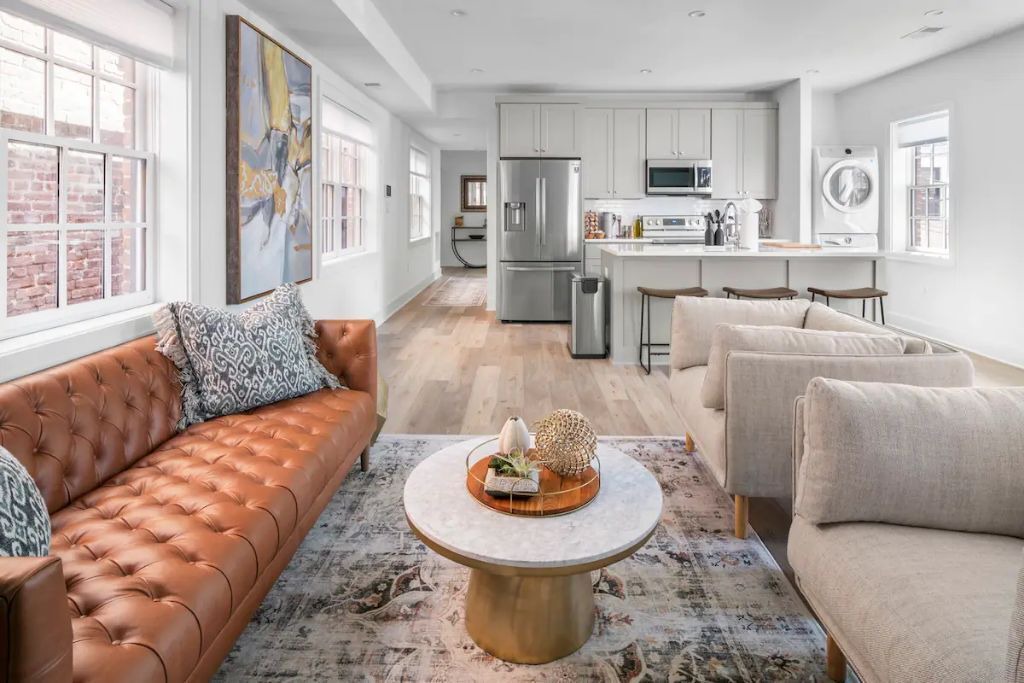 Photo of Livingroom in Old Town Alexandria