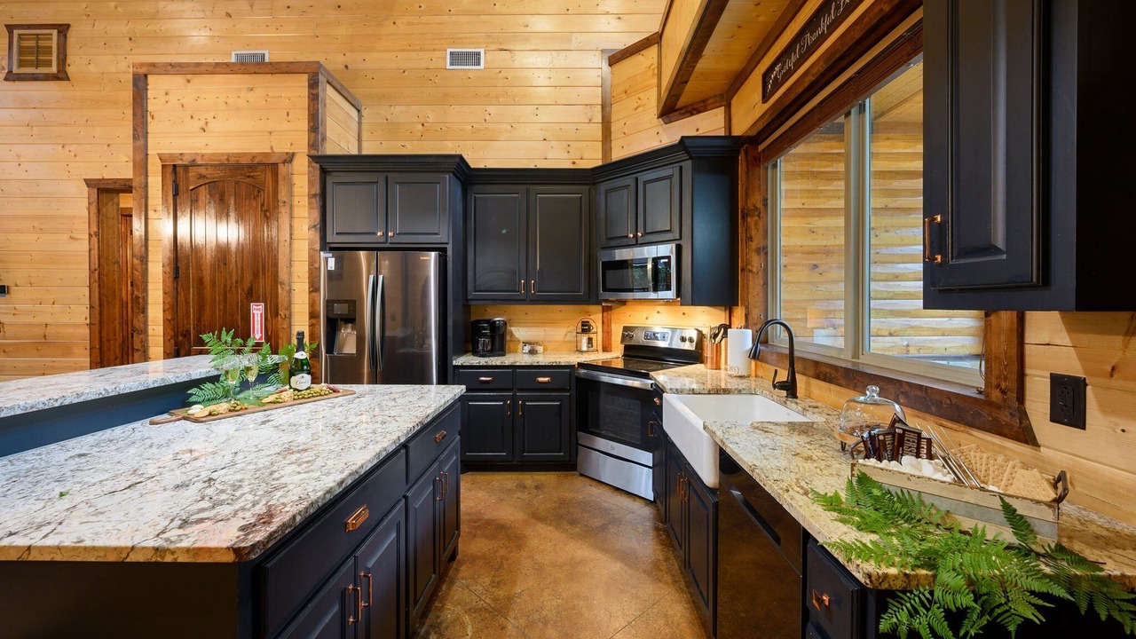 Photo of Kitchen in Hochatown