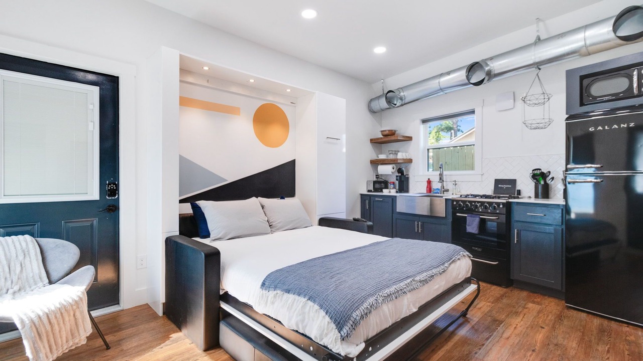 Photo of Bedroom in Freetown - Port Rico
