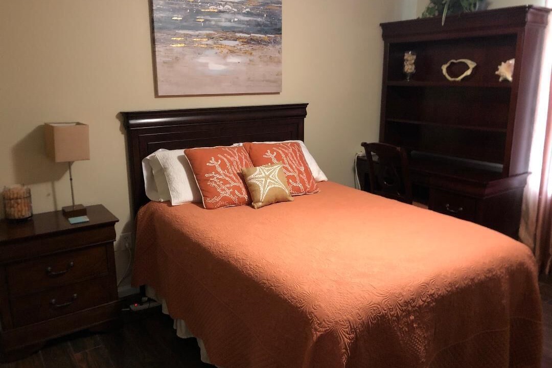 Photo of Bedroom in Gulf Shores