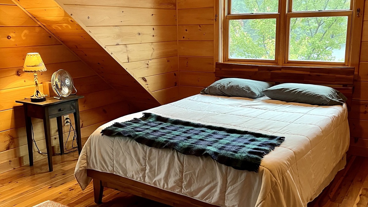 Photo of Bedroom in Town of Hermon