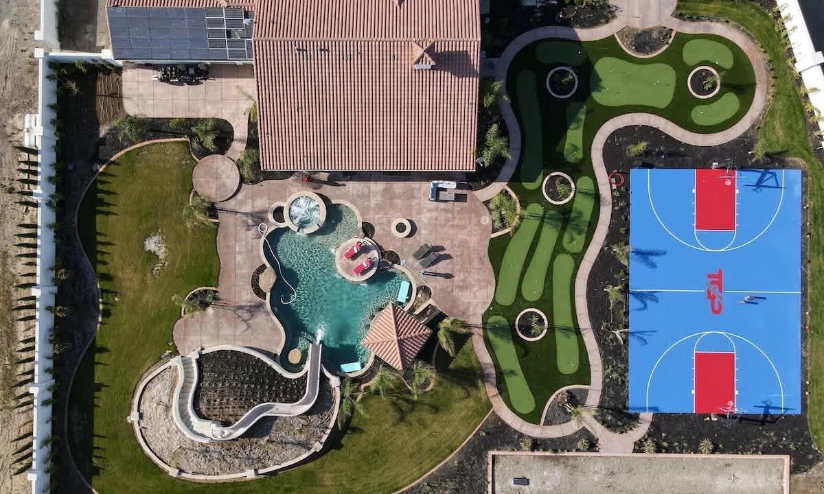 Photo of Others in Tracy