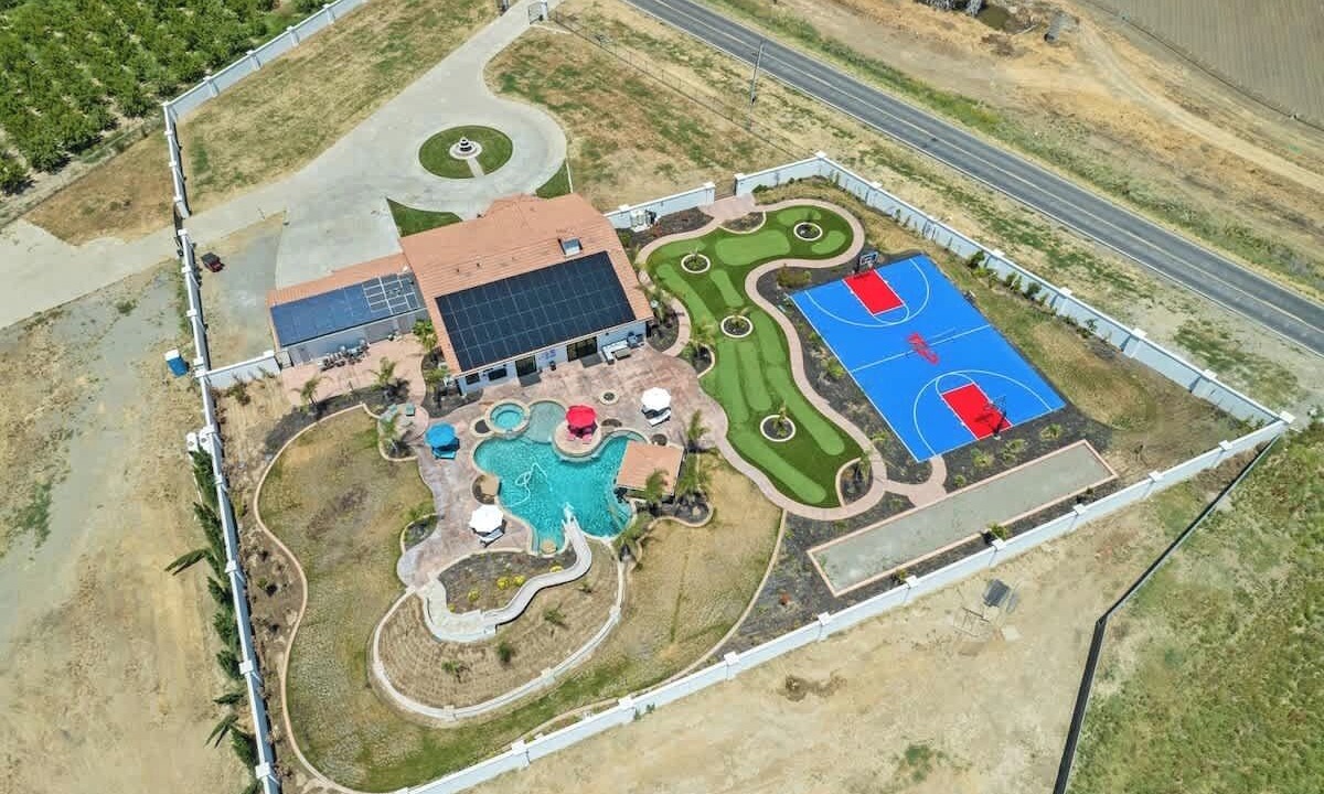 Photo of Outdoor in Tracy